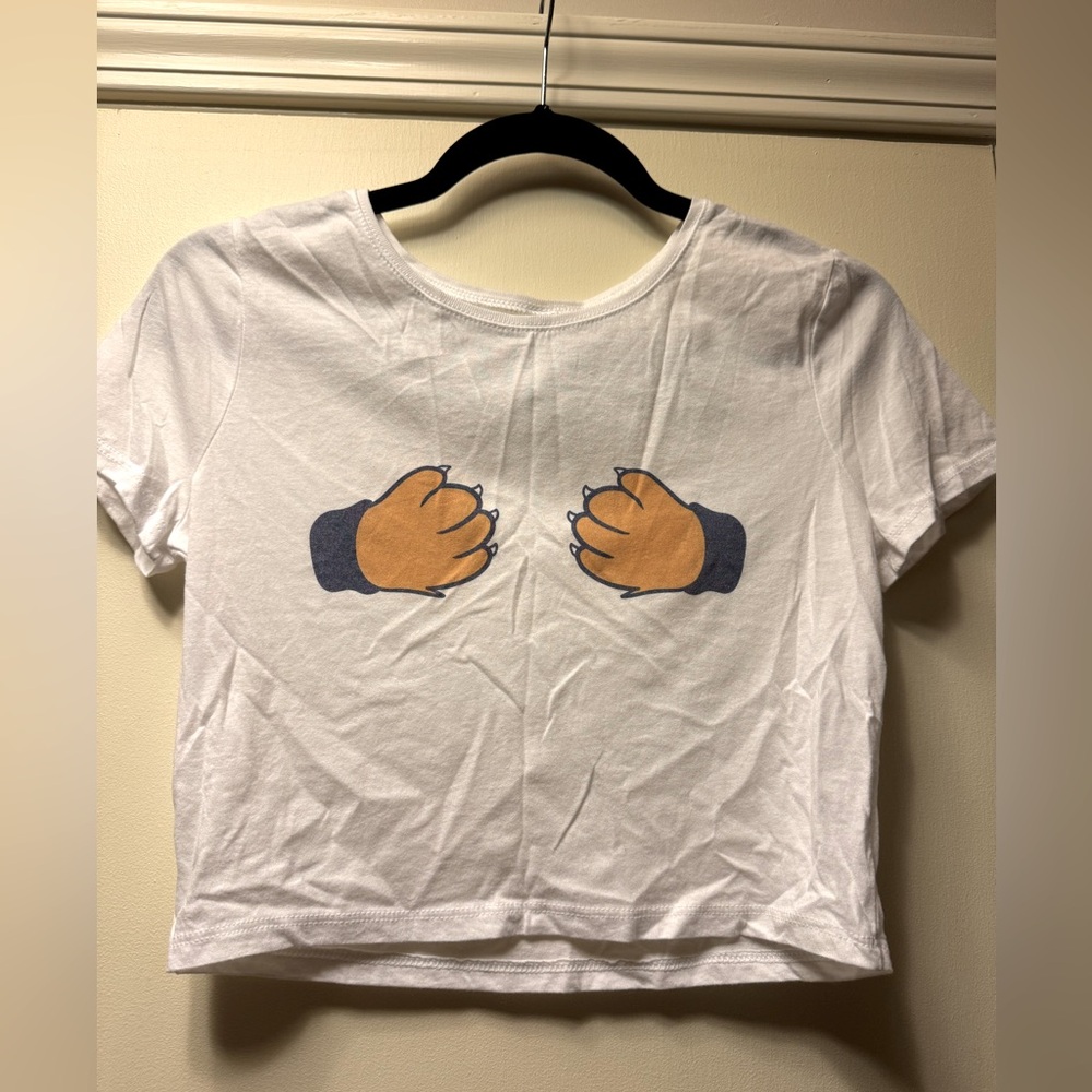 NWOT Penn State Cropped T-shirt Size Medium/Largee